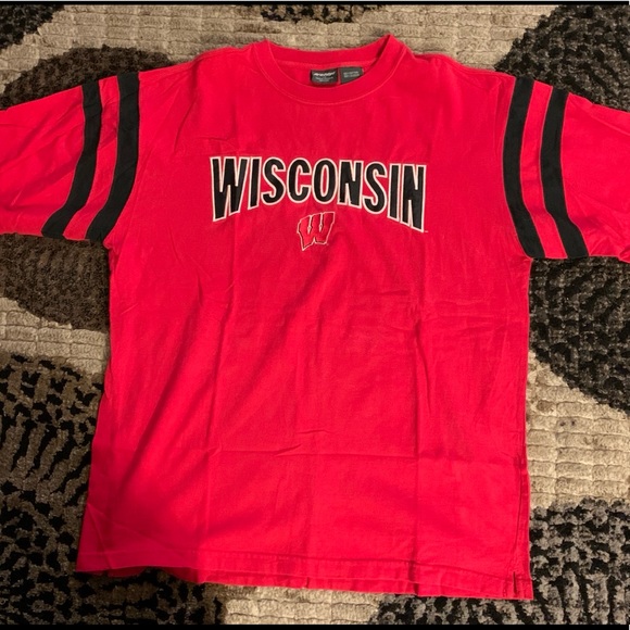 Other - University of Wisconsin Tee Size Large